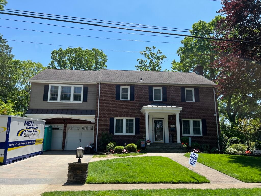 The exterior of the brown two-story house used as Frank and Marie Barone's home in the sitcom Everybody Loves Raymond, located at 132 Margaret Boulevard in Merrick, NY.