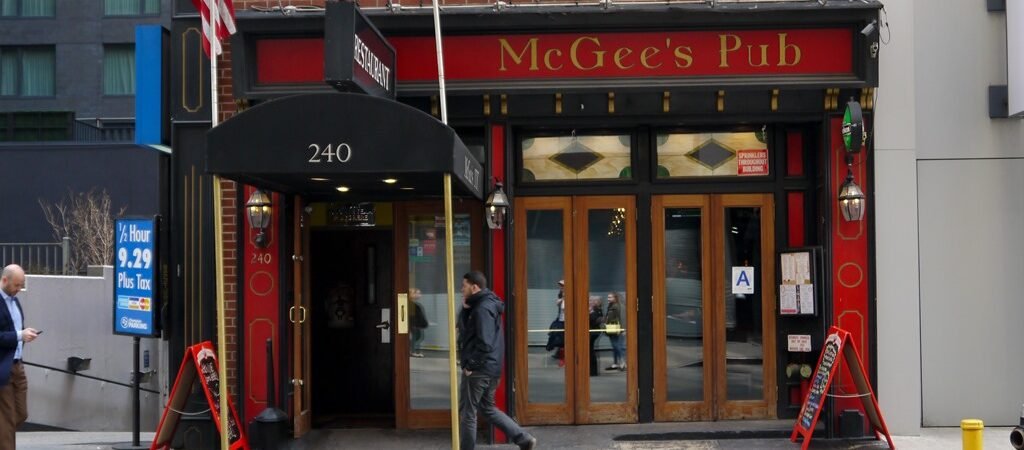 How I Met Your Mother (McGees Pub on West 55th)